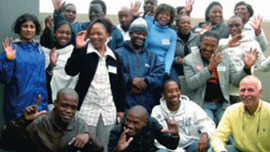 Gruppe Menschen unterschiedlicher Herkunft; Link zur Übersichtsseite Internatinale Aktivitäten 2011